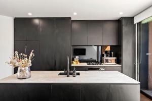 Lithic 2 - lovely bush views