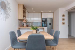 Luxury Apartment LEMON Sea & City view