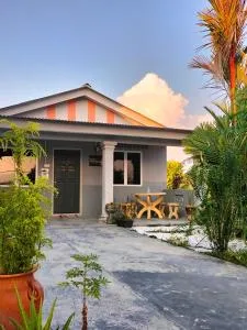 D'Ashikin Village Stay & Spa - Kampong Baharu Paroi