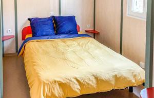 Maisons de vacances Cozy Home In La Faute-sur-mer With Outdoor Swimming Pool : photos des chambres