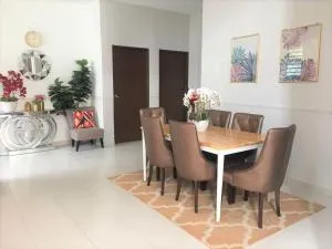 CASA ADELIA GUESTHOUSE BALOK PERDANA GEBENG - Kampong Gebeng