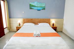 Phòng Giường Đôi Nhìn Ra Hồ Bơi (Double Room with Pool View)