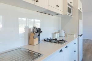 27 Rows on Hermitage