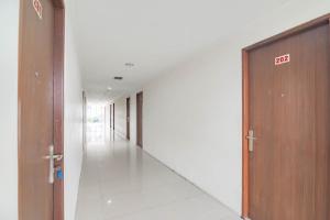 Urbanview Hotel Syariah Dapen Pontianak by RedDoorz