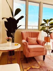 Sentrovue B Pink House