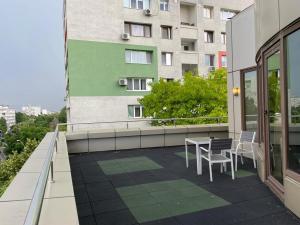 Deluxe Double Room with Balcony room in Samaa Hotel