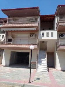 Deluxe Apartments 2 - Orfánion