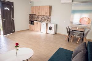 Keros Escape Residencies