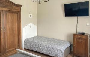 2 Bedroom Nice Home In Trambly