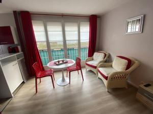 Studio avec parking privé au cœur du Tréport - 4hvězdičkové hotely ve městě Le Tréport