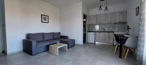Milias Apartments