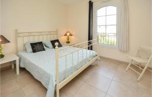 Maisons de vacances Awesome home in Aigues-Mortes with 2 Bedrooms and WiFi : photos des chambres