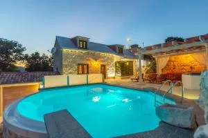 VILLA KAMENI CVIJET, Podbablje - Makarska - Krstatice