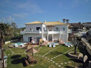 Margaritas Luxury Suites