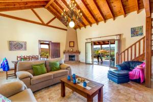 Villa Alma by Villa Plus