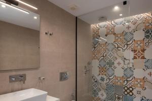 O-Cyanea Villa with Heated Pool