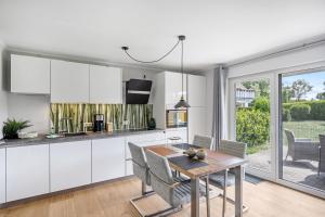 Zur Meeresmuschel Nr.10