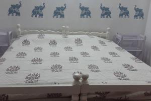 Sylvie Cottage- Near White Town and Beach