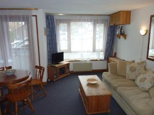 Appartement Saint-Jean-d Aulps, 1 pièce, 4 personnes - FR-1-573-63