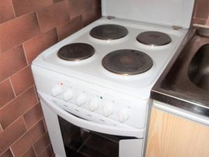 Grand studio familial au pied des pistes avec balcon - FR-1-573-64