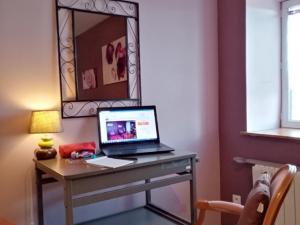 Maisons de vacances Gite Bailleul, 4 pieces, 6 personnes - FR-1-510-176 : photos des chambres