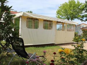Chalets Charmante maison bois avec piscine chauffee, climatisation et jardin - 4 couchages, St-Pierre-d'Oleron - FR-1-246A-132 : photos des chambres