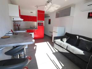 Studio climatisé proche mer avec terrasse, park privé et équipements modernes - FR-1-307-198