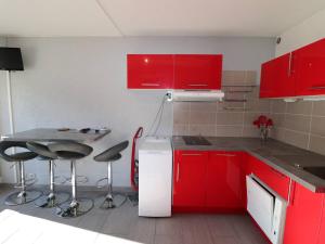 Studio climatisé proche mer avec terrasse, park privé et équipements modernes - FR-1-307-198