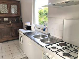 Maison spacieuse avec jardin clos à 550m de la plage à Perros-Guirec - FR-1-368-349