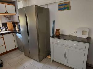 Appartement climatisé 3 pièces, 6 pers, terrasse, BBQ, parking privé, à 100 m de la plage - FR-1-423-253