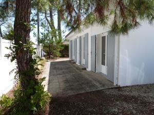 Maisons de vacances Maison La Tranche-sur-Mer, 5 pieces, 7 personnes - FR-1-194-245 : photos des chambres