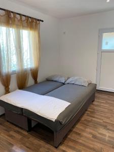 Apartmani LALA 2 Canj