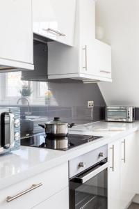 Beach View Luxury Apartment