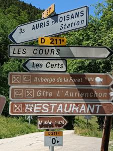 Appartements auris en oisans, vue sur le massif des ecrins : photos des chambres