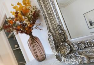 The Forrest Road Residence