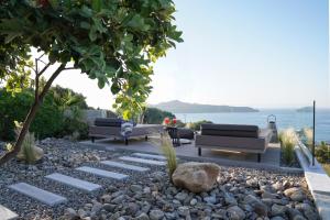 AGAVE HILL LUXURY HOUSE