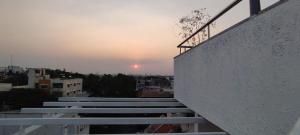 RVR Abode -Private Rooms - Nr Bagmane Tech Park at Jeevan Bima Nagar