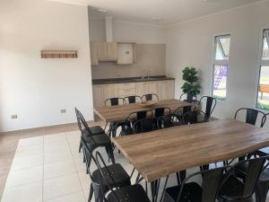 Depto full equipado con estacionamiento y piscina