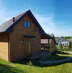 KAROLINA Domek na Kaszubach - Kiełpino