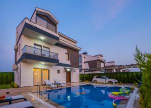 Fethiyede Denize Yakın Süper Lüks Villa