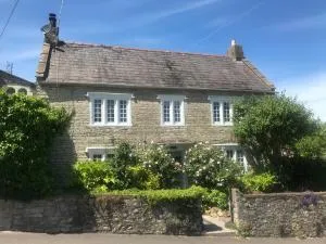 Quintessential Cottage near Bath, Grade 2 Listed. - Chilcompton