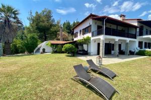 Oxana Beach House St Nikolaos - 3 bedrooms 8 guests