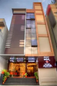 Hotel Aditya - Vānivilāsa Puram