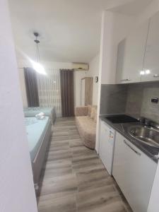 Apartments & Studio Haxhibeti