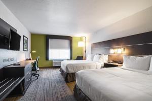 Holiday Inn Express & Suites - Atchison by IHG