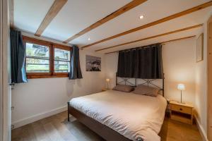 Chalets Charmant Chalet avec jardin aux Houches : photos des chambres