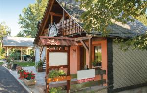 Gorgeous Home In Gleima With Kitchen