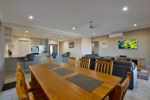 7 Kestrel Place