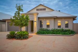 7 Kestrel Place