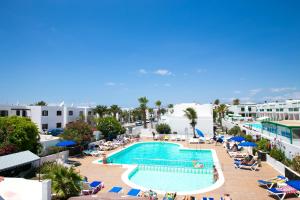 Oasis hotel, 
Lanzarote, Spain.
The photo picture quality can be
variable. We apologize if the
quality is of an unacceptable
level.